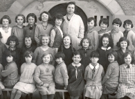 photo de classe primaire, 8e filles, école La Madeleine à Lausanne